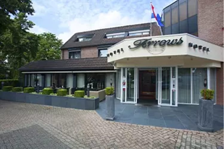 Hotel Arrows